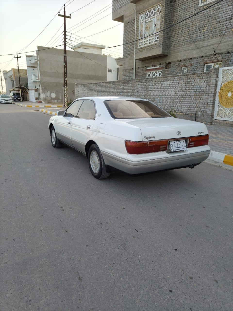 بطه كراون متصل موديل 93 سعرها بلاش
رقم بغداد مشروع وطني بأسمنه تحويل مباشر 

مكفوله من الكص والنقل جثة والكلبه

كهربائيات كلها جاهزة

سنتر لوك شغال

وماكو هيج سعر 62 وبيهاا مجال 

كير مكينه حداديه تخم تاير كفاله والسيارة ناعمه كلش وخير من الله 

كير مكينه 2500 

صبغه جديده جماليه بدون ضربه وبدون معجون وصبغه درجه اولى صابغها على ايدي اثر جراد فرن

السياره احلى من الصور بهواي تجي تشوفها ماعجبتك تاخذ مصاريفك الذابهن

السعر 62 وبيها مجال قليل 

العنوان واسط قضاء الحي

***********
***********
