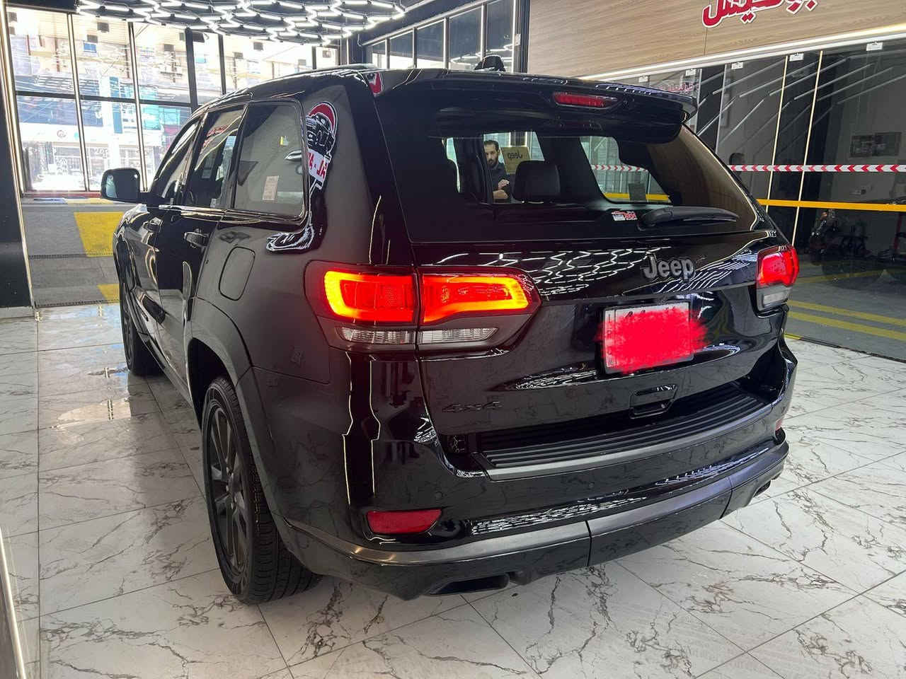 السلام عليكم 
جيب اوفرلاند 2018 فول 1/1 
وارد امريكي 
الحادث: شبر بين الجاملغ وباب السايق (قطعتين صبغ)
وبالصندوق طخه على كد شبر انصبغت المسافه الي جوه الرقم..
هذا حادثها من امريكا فقط..
السياره مابيها اي نقص 
ماشيه:- 111 مايل
السعر: 22500$
مكان السياره بغداد
***********
