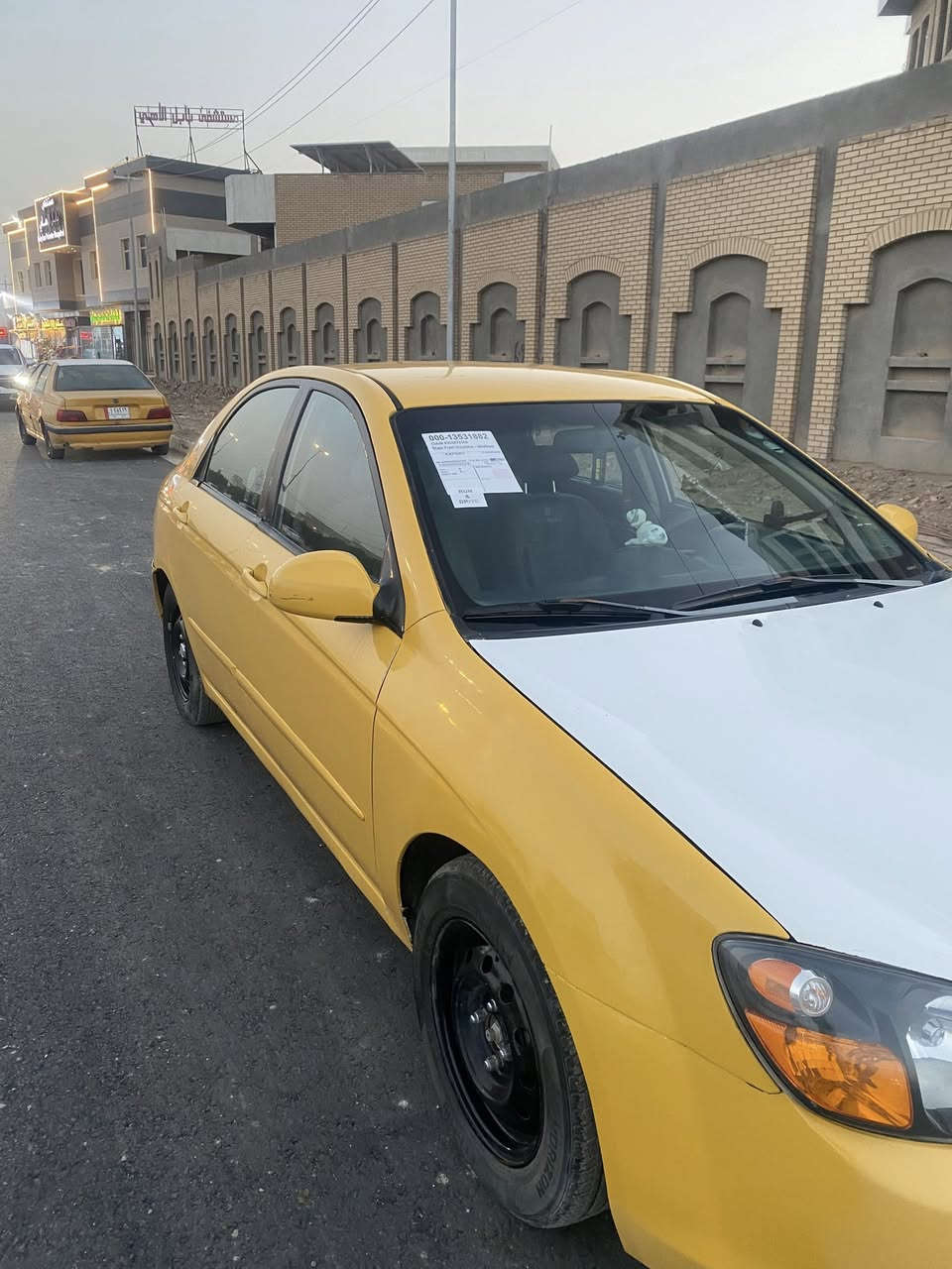 السلام عليكم ❤️
اخواني سبكترا 2008 حادثه ربع جاملغ وبنيد مبدل السياره باسمي شخصيا مصفره غرامات وهيئه  

عليها تخم تايرات جدد وفيت بم جديد  وزنون 3طكات ضبابي وثلجي وابيض مطعم باصفر ***********  مكاني حله شارع60
