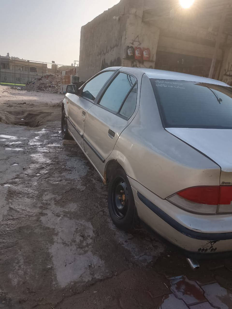 السلام عليكم / سمند 2009 سياره جاهزه مكينه وكير مكفولات حداديه جديده باور ومشط جديد تخم تاير كهربائيات كلها شغاله رقم انكليزي نجف سنويه لل 2029 راعيها بلنجف سعر 32 وبيها مجال/ *********** بيه واتساب
