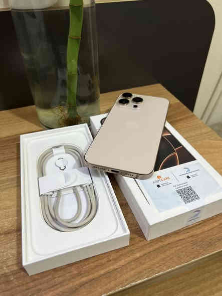 مـرحبا جميعاً 
⸻

📱 للبيع: iPhone 16 Pro Max - إصدار الشرق الأوسط (خط واحد)

🔹 المواصفات:
 • الموديل: iPhone 16 Pro Max
•الضمان المحدود تاريخ انتهاء الصلاحية 7 فبراير 2026
 • اللون: ذهبي / Gold
 • سعة تخزين (256GB)
• عدد الدورات (271)
• تاريخ التصنيع (تشرين الأول 2024)
• أول استخدام (شباط 2025)
• حالة البطارية 98%
 • الضمان: ضمان Arab Business Machine (ABM) – الموزّع المعتمد من Apple في الشرق الأوسط.
• الحالة /  مستخدم نضيف جداً).
• الملحقات: الكيبل الأصلي والعلبة الأصلية 

⸻⸻
•السعر 1400 مجال بسيط مكاني اربيل هولير 
⸻⸻
للاستفسار خاص او الاتصال ***********
