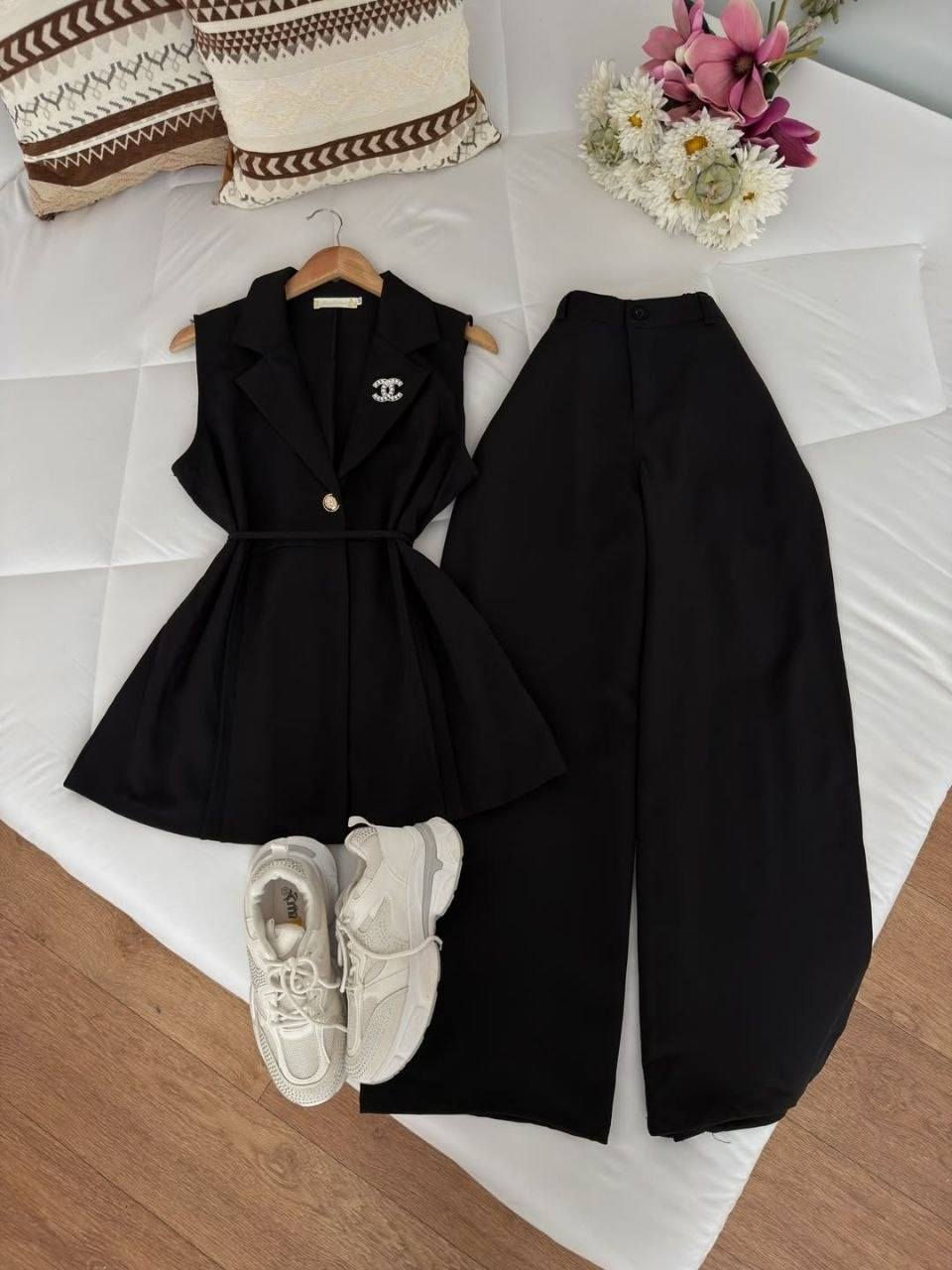 بّـسًـمِ آلَلَهِ آلَرَحًـمِـن آلُرحٍيَم 🌹🍃

أللهم أرزقنا رزقًا حلالا طيبا مبارك فيه ولا تجعلنا نحتاج لغيرك 🤲 🤍
ـــــــــــــــــــــــــــــــــــــــــ

طقم قطعتين يلك  +  بنطرون    🥹

نوع الخامه كلبلك تركي🇹🇷

حيل نازك بل لبس 👌🏻

القياسات يلبس 👇🏻
40 42 44 46


**إذا كنت صاحب هذا الإعلان وتريد حذفه لأي سبب، رجاءا أرسل رسالة إلى الدعم الفني**