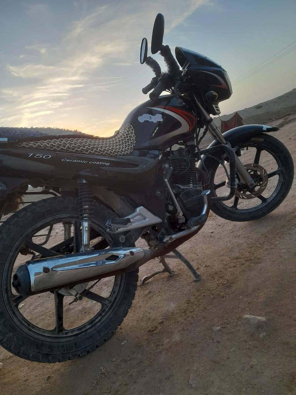 سلام عليكم 
سايم البيع مناسب محرك وضيع شركه موديل 
الفين 19 ***********
