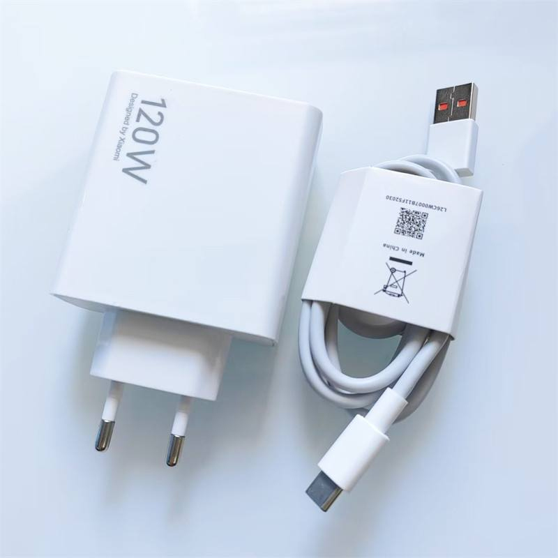 xiaomi 
black shark 5pro
خاوێنی ١٠٠ لۆک لۆک
 درعی شەریکەی لەسەرە
ڕام ١٢و٢٥٦
شاشەی ئەمۆلیدی ١٤٤هێرتزی
snapdragon 8gen1
کامیرا ١٠٨ میگاپێکسل
شەحنی ١٢٠واتی خۆی لەگەلە تەنها کارتۆنی لەگەل نیە
نرخ 350هەزار قفڵ  معاملەی نیە
*********** دخان, السليمانية
