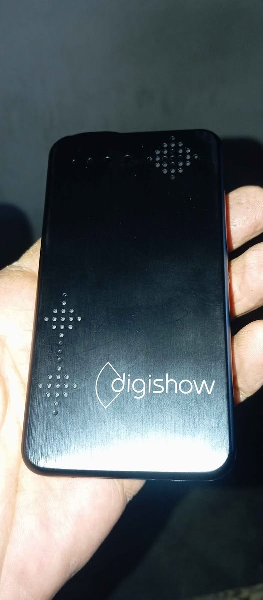 داتاشۆی شەحن 
بەپاتری وکارەبا ئیش دکات نوێیە 
هەموو  ئەشیاکانی خۆی لەگەڵە  بە مۆبایل و کۆمپوتەرو  سەتەلایت  بەکاردێت 

نرخ  ۷٥ هەزار رانية, السليمانية


**إذا كنت صاحب هذا الإعلان وتريد حذفه لأي سبب، رجاءا أرسل رسالة إلى الدعم الفني**