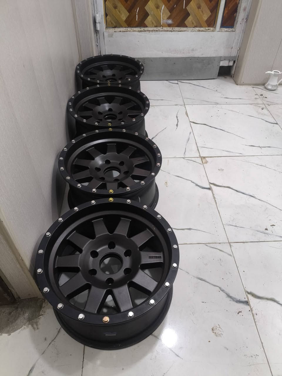 السلام عليكم رمضان كريم
للبيع ويلات ميثود الاصلي موتجاري شرط اصلي قياس 17 يرهم لمعضم السيارات الدفع الرباعي..للتواصل
السعر 500 الف

*********** واتس
