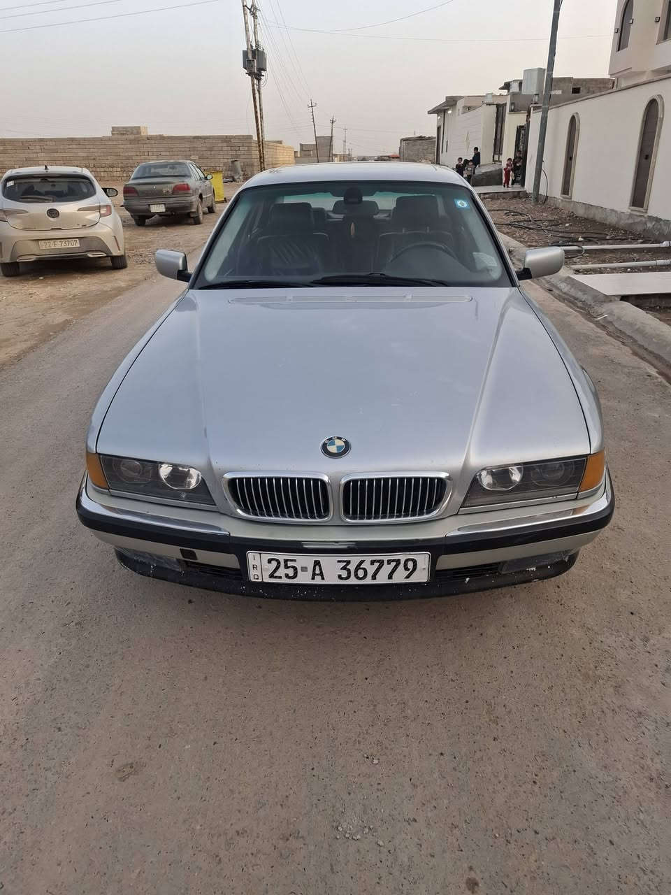 سلام عليكم BMW موديل 98-  رقم كركوك انكليزي مواصفات فول جنطه شفط مرشوشه حزام بدون ضربه كفاله من اي ضربه ماعدا جاملق الايمن  اسعر 90 بيها مجال للشراي للتواصل
***********///*********** عنوان تكريت
