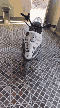 مكينه ٥٥كوم حديد  السعر ٢٠٠ غير قابل للتفاوض ***********  مكاني بابل المسيب
