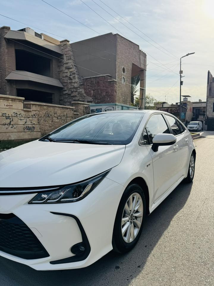 السلام عليكم كورلا 2025 الشكل الخليجي ماشيه 2900 اخت الزيرو
رقم بغداد كفاله عامه من كلشي
فول 1/1 
كشن كهرباء جلد اصلي لايت زنون 
فتحه سقف تبريد قطعتين 
كاميرا أصليه رادار شاشه ابل كار بلاي 
بغداد الرصافه ***********
