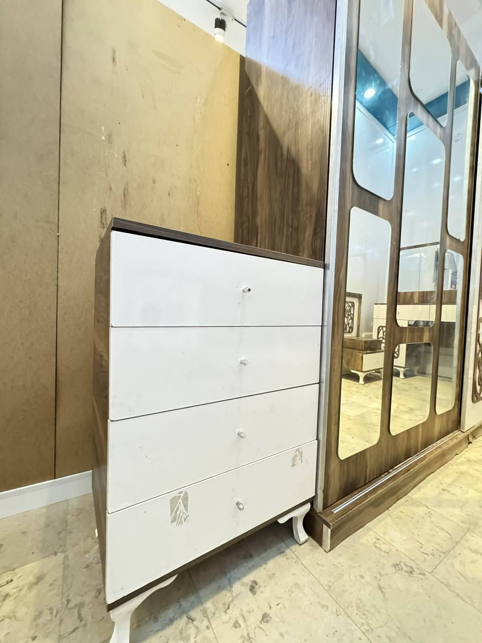 غرفه تركي 6قطع اخت الجديد.سعرها 370 مكانها نجف


**إذا كنت صاحب هذا الإعلان وتريد حذفه لأي سبب، رجاءا أرسل رسالة إلى الدعم الفني**