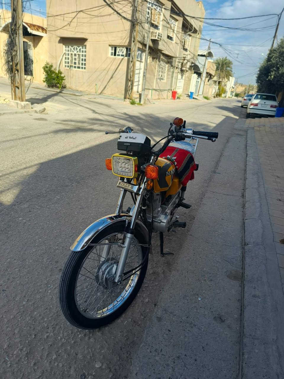 سلام عليكم دراجه اربع كير للبيع اصولي ثاني يوم اداوره بسمك شاصي 2013 ارشه مكينه نامه مدله ولفات مره دراجه شلعه ومعدل كهربائيات شغاله كله فصله بيه هم شراي يجي خاص [ نجف_كوفه _حي متنبي] الرقم: *********** سعره 850 وبيه مجال
