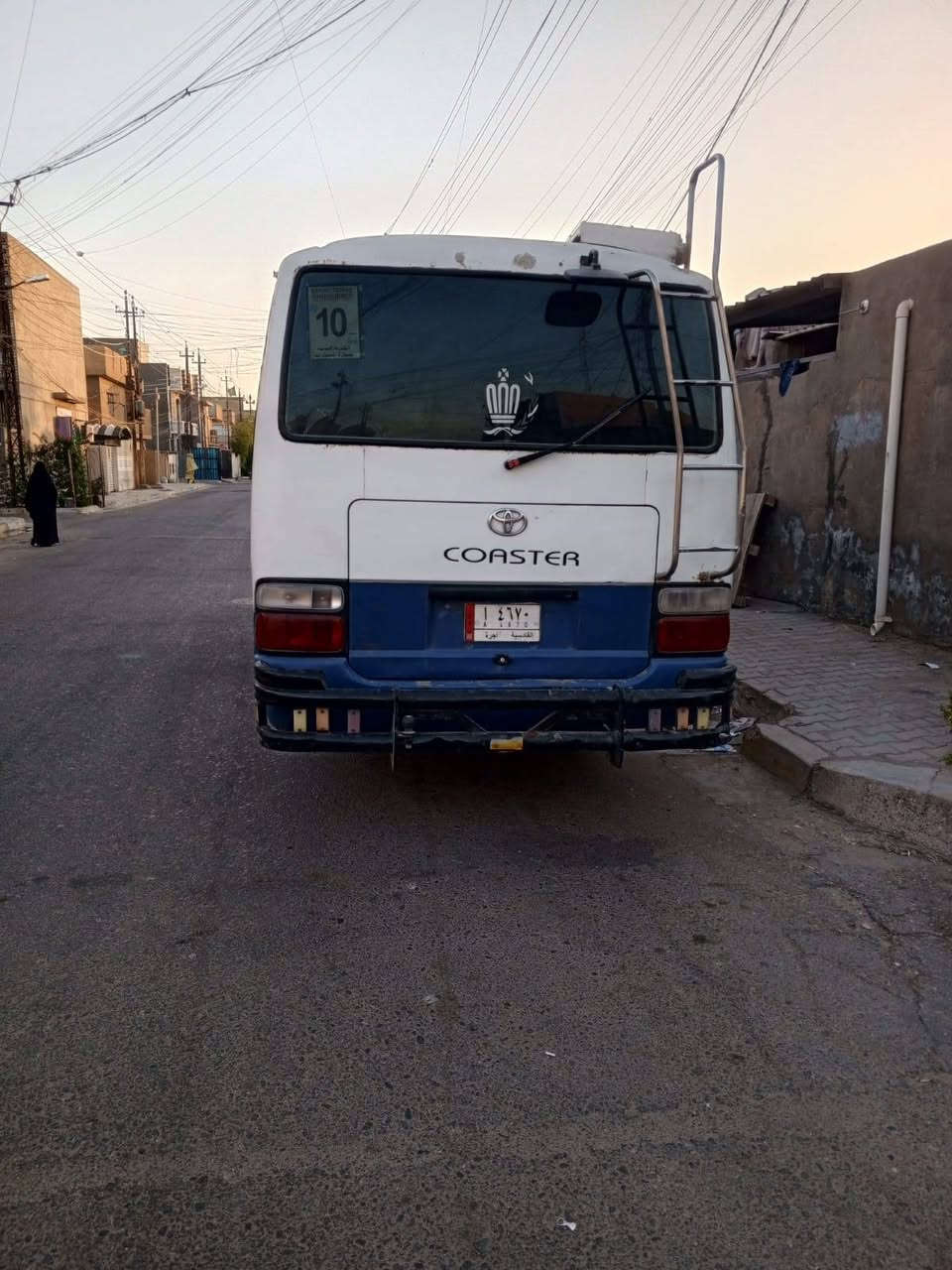 سلام عليكم للبيع كوستر ٢٠٠٠ مكينه بطه مصبوغه للجماليه بيه ضربه يم جامه زغيره مصفره من كلشي تحويل ثاني يوم مكان بغداد جسر ديالى سعر ١١٠$مكلف بالنشر ***********

