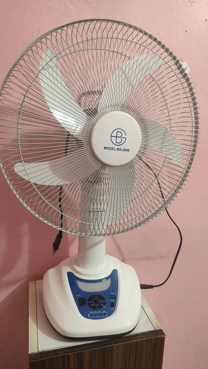 شلعه واحده سعرهم 30،000
مروحه مزوده ببطاريه+وغساله حجم صغير 
 المكان الحريه شارع الدور العريض


**إذا كنت صاحب هذا الإعلان وتريد حذفه لأي سبب، رجاءا أرسل رسالة إلى الدعم الفني**