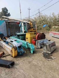 دخول حاوية • كرينات • قطع غيار