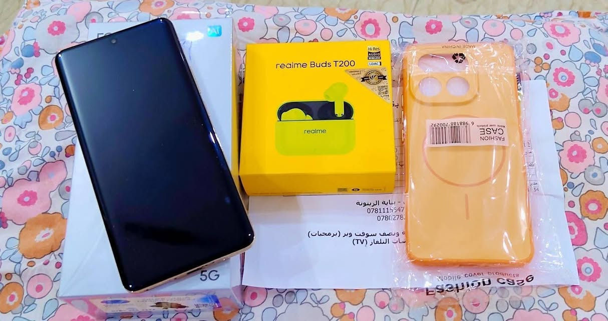 بيع فقط 
ريلمي 16 برو بلس 5G، استخدام قليل جداً 
ذاكرة 512 
ملحقاته ما مستخدمه نهائياً بعدهن بالچيس +سماعة بودز ريلمي +كفر جديد، 
السعر 725 قفل الجهاز مكلفني 795 يشهد ربي، 
 مو شراي اكو محلات وتگدر تشتري وابو المحل فلس ما يطيحلك، وتحياتي للناس المحترمة،  
العنوان بغداد البلديات ما عندي توصيل اسف،


**إذا كنت صاحب هذا الإعلان وتريد حذفه لأي سبب، رجاءا أرسل رسالة إلى الدعم الفني**