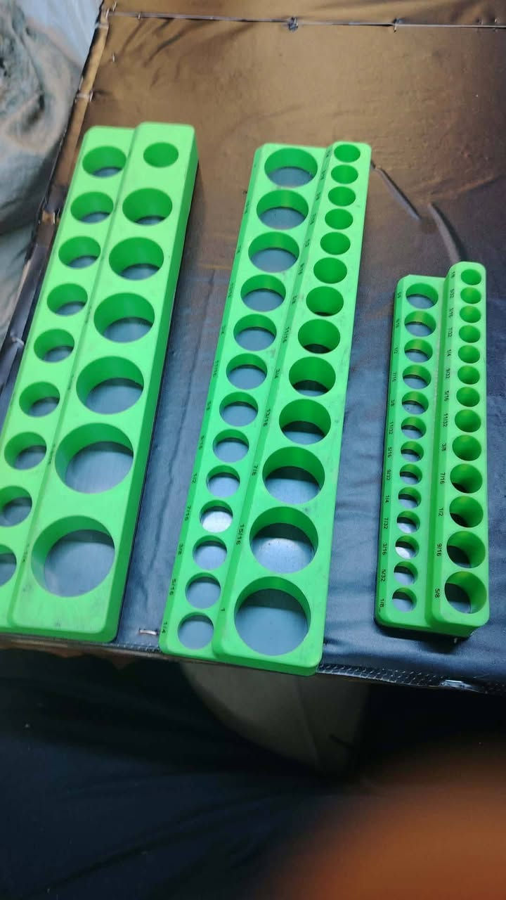 حافظه لقم 3قطع قياس القطعتين 40سم.ااطول والعرض 10سم بيهم مغناطيس 3قطع 20


**إذا كنت صاحب هذا الإعلان وتريد حذفه لأي سبب، رجاءا أرسل رسالة إلى الدعم الفني**