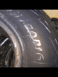 للبيع تخم تاير دلوب صيني  جديد بعده احمر ماماشيات متر لحجم16/265 السعر 400وبيهن مجال قليل ول ماعنده ياخذهن بلاش ويروح وبعيوني العنوان نجف لأشرف 
لاتصال***********
