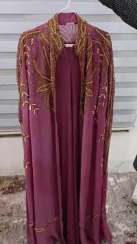 ملابس • للبيع