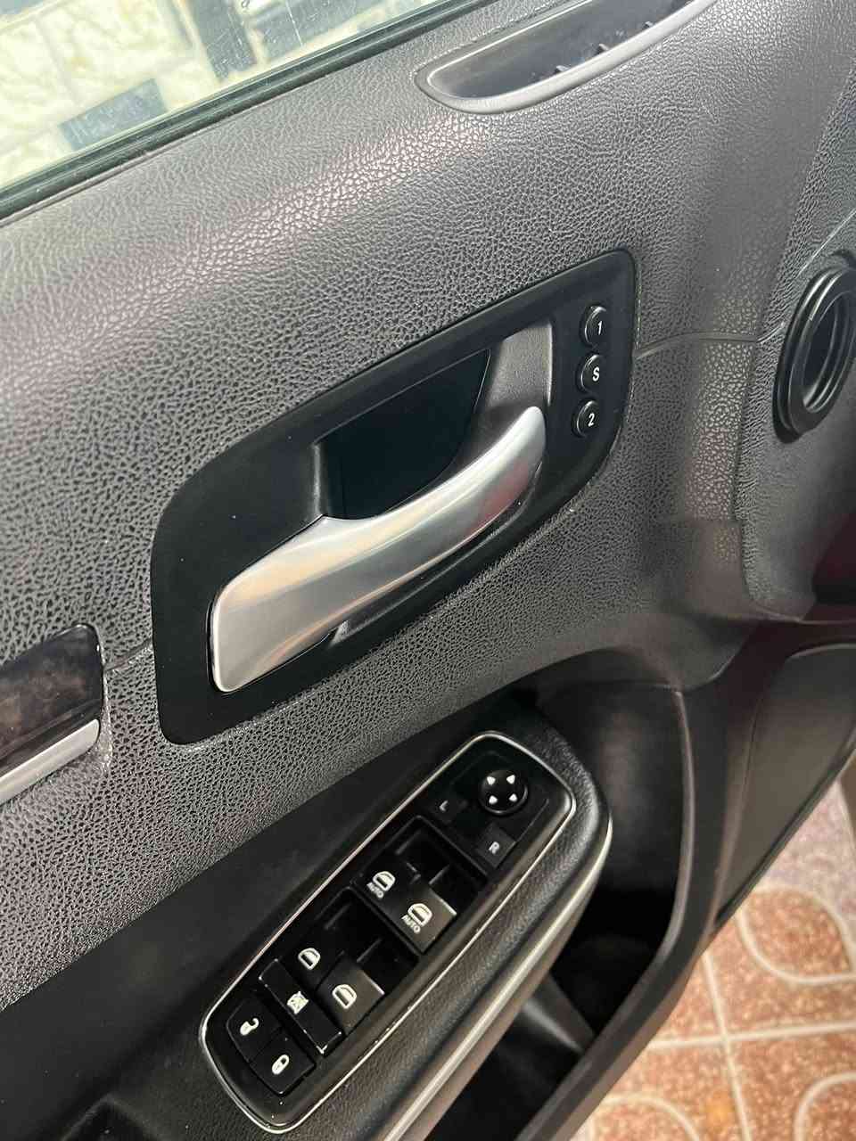 2019 اصل كندي كفاله عامه كلين
وقم سليمانيه سنويه ل ٣٠ هزه جديده

وارد كندي كفاله كلين 

موصفات Cبدون فتحه 

كشناته جلد تدفه تبريد 

خزن ميموري 

استيرن كهربائي 

شاشه كار بلي 

اكروات اصل 

مكينه 6V كير حداديه تخم تاير جاهزه 

لبيع او مرواس مكاني البصره القرنه 

***********
