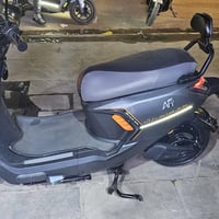 دراجة شحن للبيع استعمال شهر واحد 6 بطاريات للتواصل 07860545012