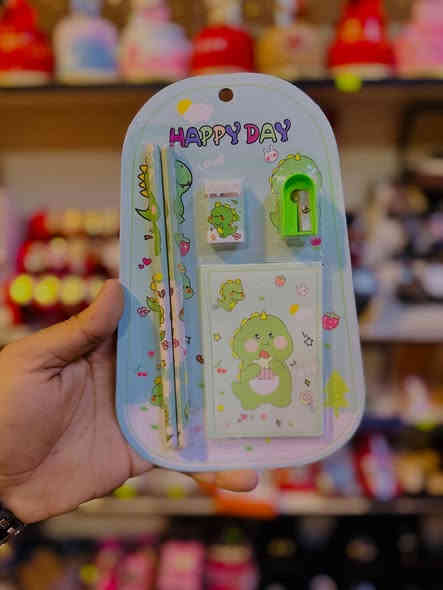 هدايا الطلاب والمتفوقين
سيت قرطاسية هدية 
متوفر بعدة اشكال والوان

#مكتبة_غزل
‎الديوانية – غماس – شارع آل بگوه#
📞 ***********
