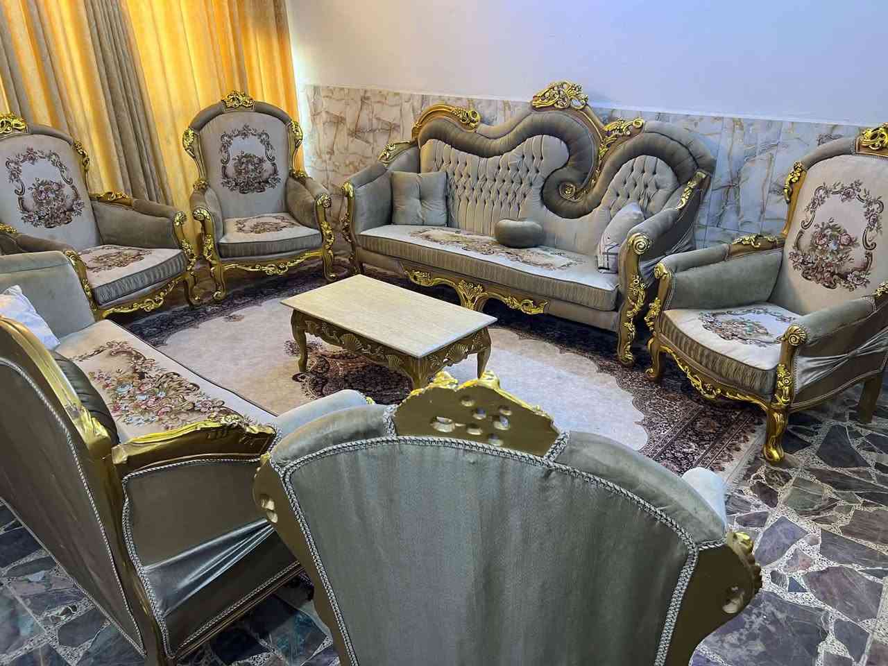 تخم زان مصري 10مقاعد طبله وسطيه أخو الجديد مكان المنصور للتواصل واتساب فقط ***********
