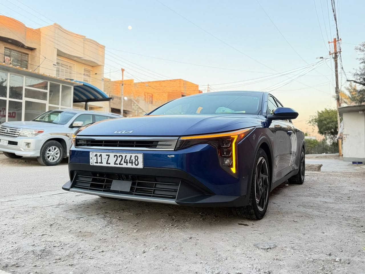 السلام عليكم 🫡 للبيع KIA K4 EX
مواصفات EX موديل 2025 
حادث جاملق خلفي مصبوغ فقط 
صور حادث موضح داخل الصور 
ماشيه 3 الف زيرو  تبريد بل شاشه 
بصمه شاشه متصله دجتل رادار امامي 
ويلكب كروم مواصفات حلوه 
السعر 185 بيه مجال قليل 
السياره مرقمه كامله بغداد 
العنوان بغداد جسر ديالى القديم 
***********
