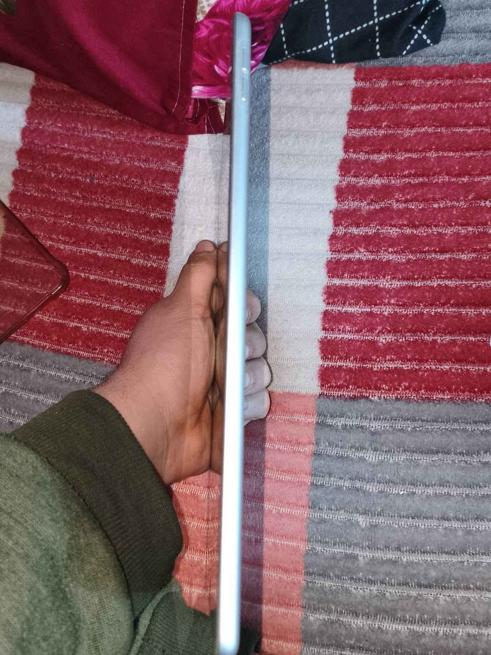 سلام عليكم
ايباد 9 للبيع او المراوس ببلي 4 او اكسبوكس سيريس

ذاكرة 64

نضيف حييل مامفتوح ولا مصلح نهائياً وشرط شخط مابي وحتى لزگة الشركة ما مبدلها
بطاريته ما اعرفها شگد لان ماتطلع، بس مايصرف شحن ويمشيك اقل شي 4 ساعات صافي بالبوبجي، 
60 فريم ببجي
ملحقاته، شحانة وباكيت. 
سعره 300 وبي مجال واللي يريد خل يراسلني خاص


**إذا كنت صاحب هذا الإعلان وتريد حذفه لأي سبب، رجاءا أرسل رسالة إلى الدعم الفني**