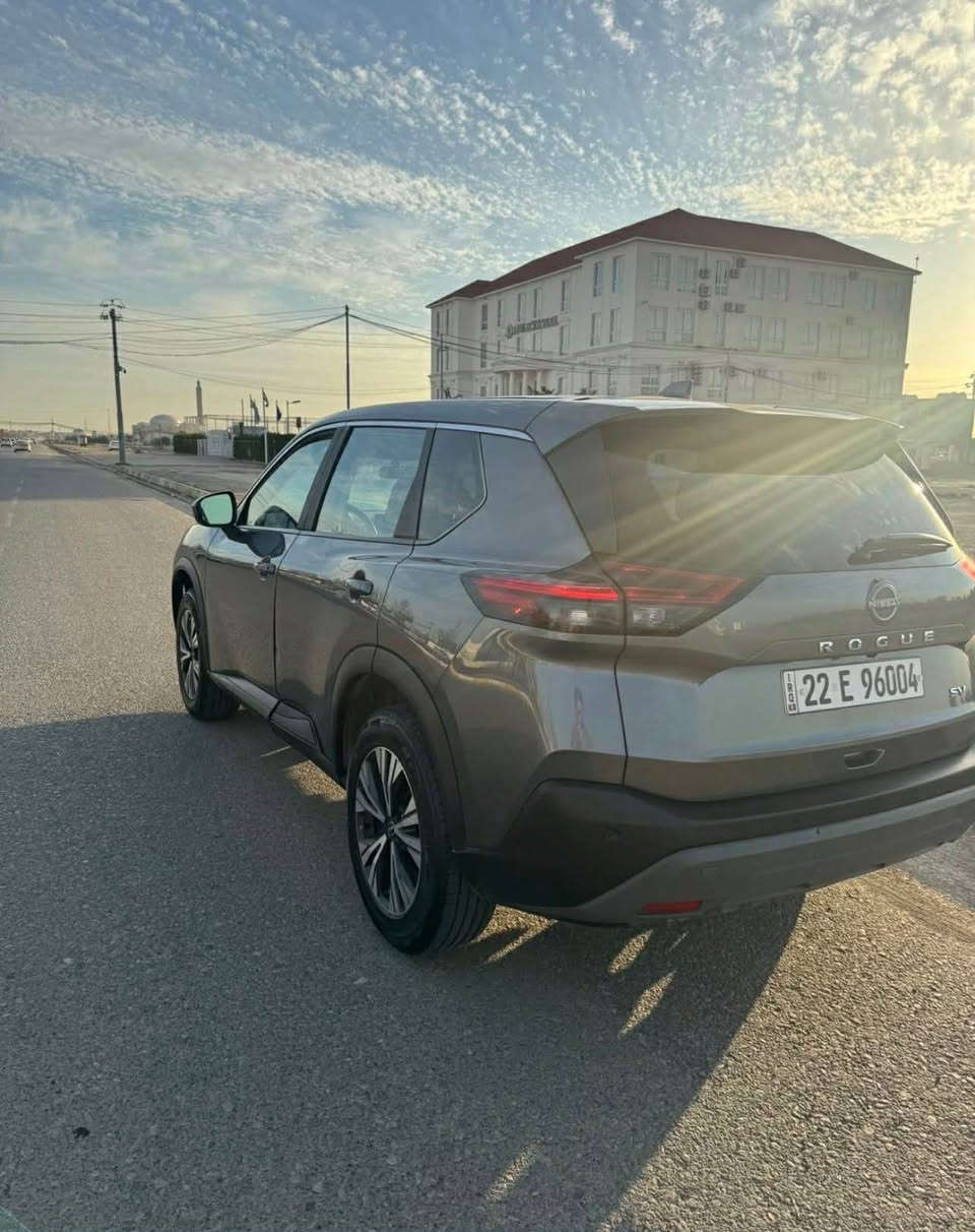 Nissan rogue sv 2023 دەرگای سایەقی بە بیلاد گۆڕاوە بەبێ بۆیاغ پشتو پێشی کەپسەو بەبێ ژورێ ئێڕباگ بەس شانی تەقیوەو سیستەمە بەبێ مەسروفەو دینارەک مەسروفی تێدانیە هەموو گیانی بە شەرت تەحویل وەکالە بە شەرت ☎️*********** أربيل, العراق
