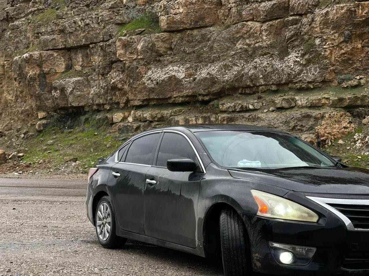 NISSAN ALTIMA 2015 DUBI
براوةي دوبةي بو فروشتن يان گورينةوة بةشتةك بةدلم بيت
سيارةكة مواسةفات SVناو رةش
گيرو مةكينةي بةشةرتة كارةباي بةشةرتة
توندو تولي بةشةرتة 
كارةباي بةشةرت
تبريد ساردو گرم بةشةرت
دةحمي نية ليدراني نية
بةرةشوتي نةتةقية بيشو بشتي كةبسة
چوار تايةو ويلي نويي لةژيرة
دينارةك مسروفي نية سيارةكة نمونةية لة جواني
بو سعر تيل بكة شوين سوران  
سيارةكة وةسفي ناكري لة جواني
***********
گورينةوةش دةكةم بةشتةك بةدلم بيت أربيل, العراق
