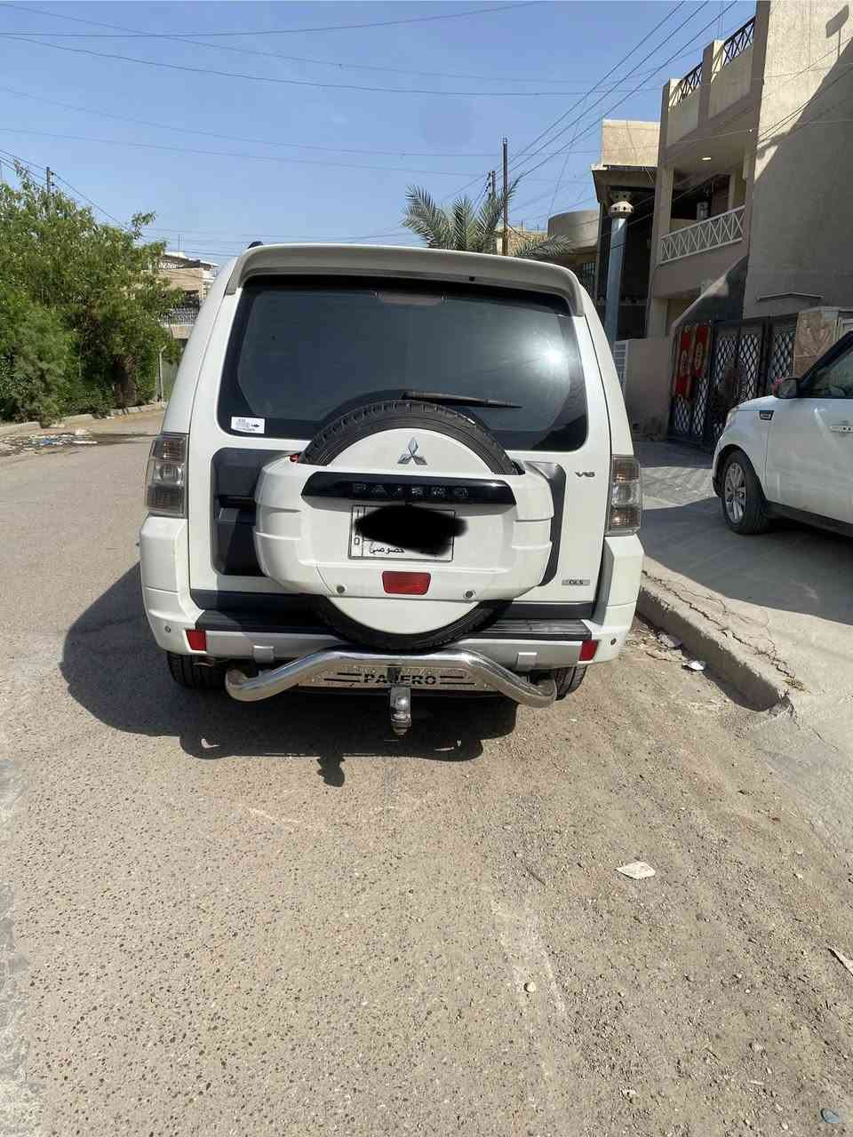 باجيرو موديل 14 حبتور مكفوله من الصبغ والبارد والسونار مرفق بالصور ماشيه 95 الف قابل للزياده السياره كامله من كل النواحي صدر امامي خلفي جديد تخم تاير وباتري جديد كلشي شغال بالسياره وجديد تبريد ممتاز داخل جديد شاشه كار بلي نسختين مفتاح لايت زنون اصلي زراك دعاميه كشن كهرباء فور ويل سلايت روف طكتين داخل جلد صحراوي تطعيم دشبول وستيرن صاج يدات ومري نكيل درع خلفي ختم باجيرو والسياره كامله من كل النواحي رقم بغداد مكان السياره حي الاعلام او البياع رقم صاحب السياره *********** ( السعر 15800$ ) وبيه مجال بسيط
