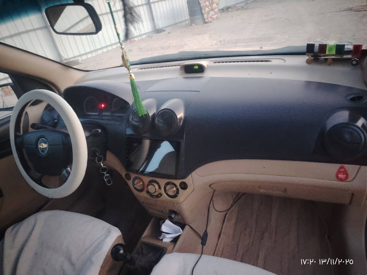 السلام عليكم افيو موديل 11 كير ومكينه مكفولات تخم تاير جديد دريمات دسكات بوربرنات  زنون اليوم شادهن تبريد فقط غاز عوزه  مبدل بيها جاملغ جانب السايق بدون ضربه وصبغ حزام الجماليه  مصفره هيئه وغرامات بسمي مداور ثاني يوم  رقمها بابل مشروع وطني المكان النجف السعر ٥٣قفل الرقم ***********
