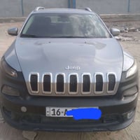 شيروكي • ٢٠١٨ • ٩١ الف ميل