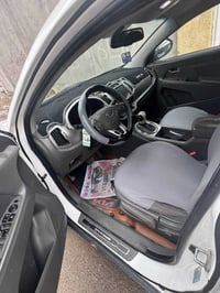 سبورتج 2012مصبوغه عام سياره بسمي95وبيها مجال 07775014000