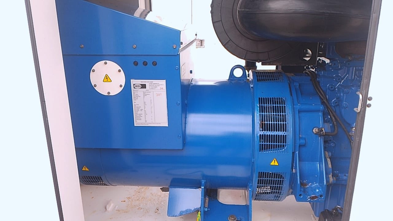 بيركنز حجم 2500
‏FG وارد بيرطاني 
500kV
ساعات العمل  389 ساعة 
المولد شرط الفحص والحمل 
يوجد كافة انواع واحجام المولدات 
يوجد توصيل كافة المحافظات 
العنوان اربيل 
***********
***********
