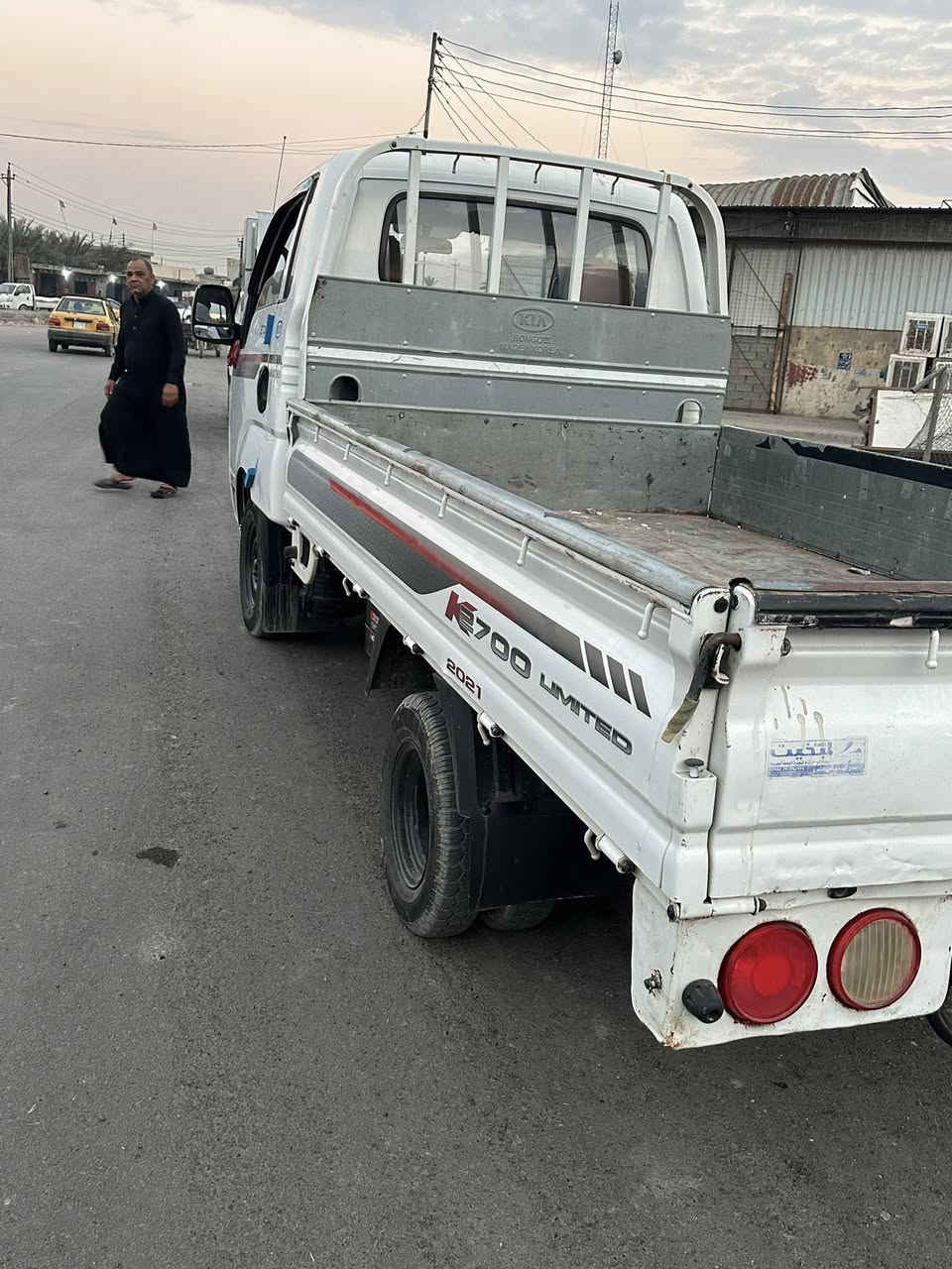 السلام عليكم كيا موديل 15 رقم واسط العنوان بغداد المشتل ***********
