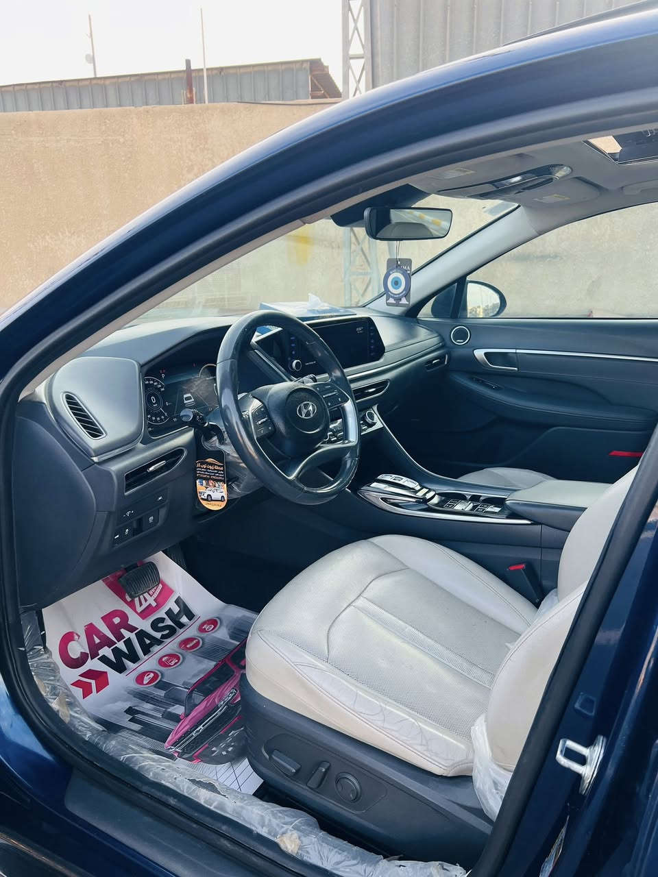 سلام عليكم سوناتا 2022 للبيع🚘🛞
لمتدد 1/1 فول مواصفات للأخير

بصمة أبواب 
بصمة تشغيل 
فتحة سقف بانوراما و شاشه كبيره
رادارات امامي و خلفي وجانبي  
خمس كامرات وداتشو
تشغيل عن بعد 
تقديم وترجيع بلريمونت 
كشنات كهرباء وخزن ميموري
كشنات جلد تدفئه وتبريد
اشاير بلمري وتدفئة الستيرن
 لد متصل امامي وخلفي 
تبريد قطعتين
قيادة ذاتيه ومثبت سرعة
اربع أنظمة قيادة
سايد بريك كهرباء
عداد الكتروني و نقاط عمياء
تحذير الخروج عن المسار
تحذير تصادم 
سستم سماعات بوس 12
اوتو هولد ومانع انزلاق
لايت زنون اربع عدسات

حادثها جانبي الجاملغ والبنيد صبغ فقط شرط الفحص المحرك والكير والحداديه كفاله وشرط ممفتوح وبيها سونار السياره نظيفه وعلى وضع الشركة ماشيه 46الف سنويه بأسمي تحويل مباشر ثاني يوم رقم انكليزي وهزة جديده السعر 163 العنوان كربلاء 
***********
***********
