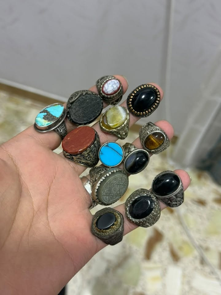احجار كريمه وطبيعيه ومحابس للبيع
يوجد توصيل لجميع المحافظات
***********
تواصل واتساب
