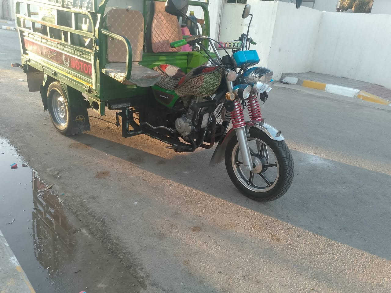 شباب ستوته للبيع موديل 20 وراق ستوته جديده وخير من الله كلهه شغاله ونضيفه سعر مليون 500  رقم لهاتف ***********
