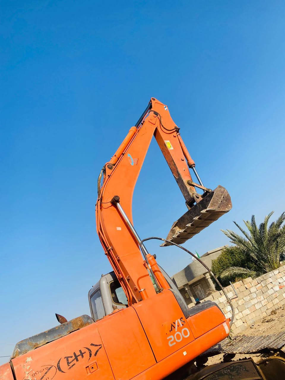 سلام عليكم حفاره زت عادي للبيع مكفول رقم واسط مكان صويره نتصال***********
