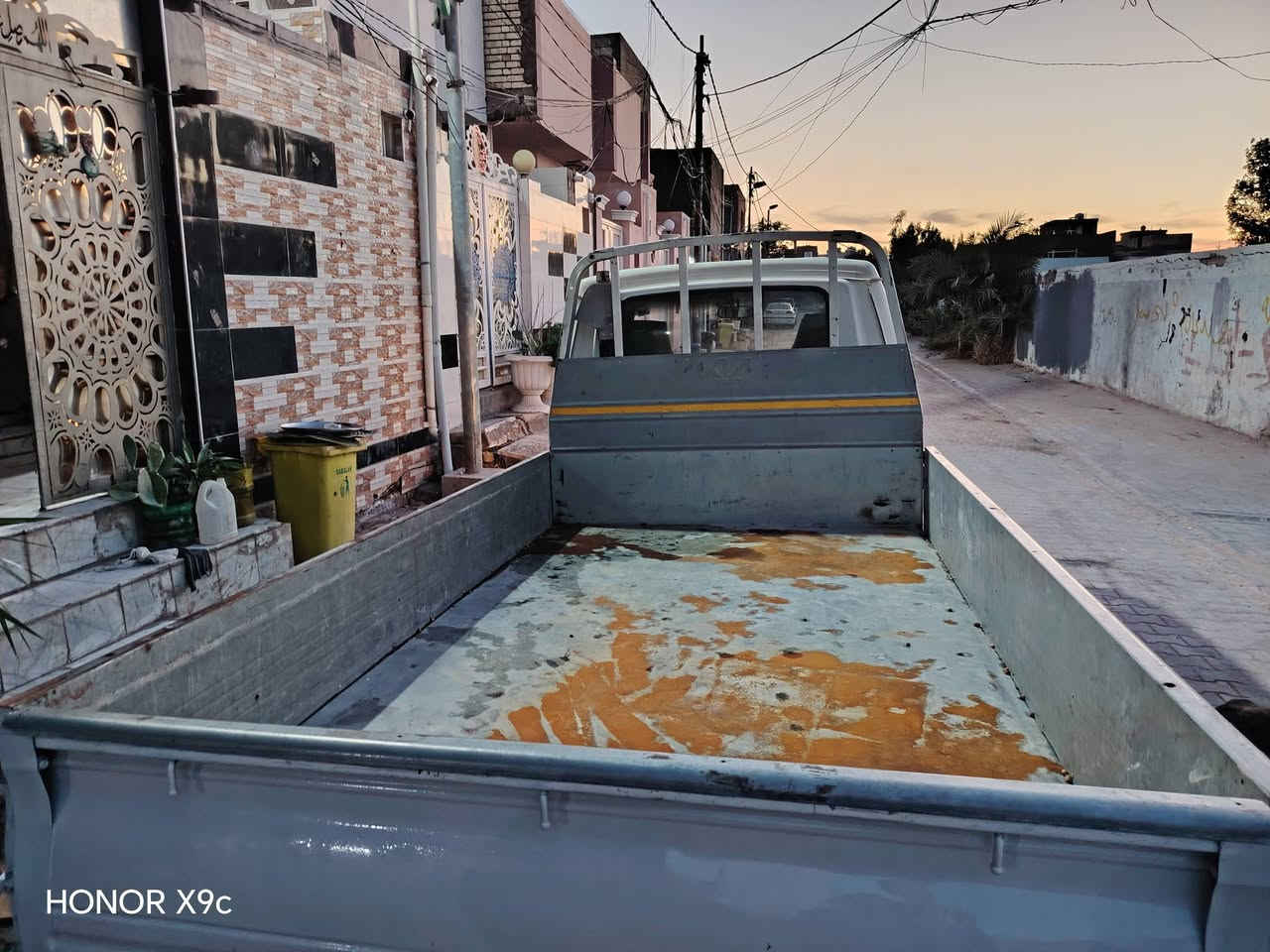 السلام عليكم بنكو ٩٥ جاهزه مكينه كير حداديه كل جديد جاهزه من كلشي العنوان كوفه حي ميسان
السعر ٦٠ وبي مجال
***********
