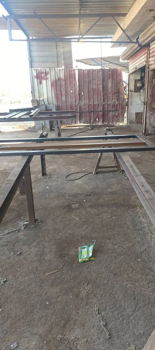 معمل حدادة متكامل للبيع 4 محلات مع الحديد شلع مكان بغداد كميرة قرب الجزيرة تقاطع النفط ‏
‏‪***********‬‏
‏‪***********‬‏
