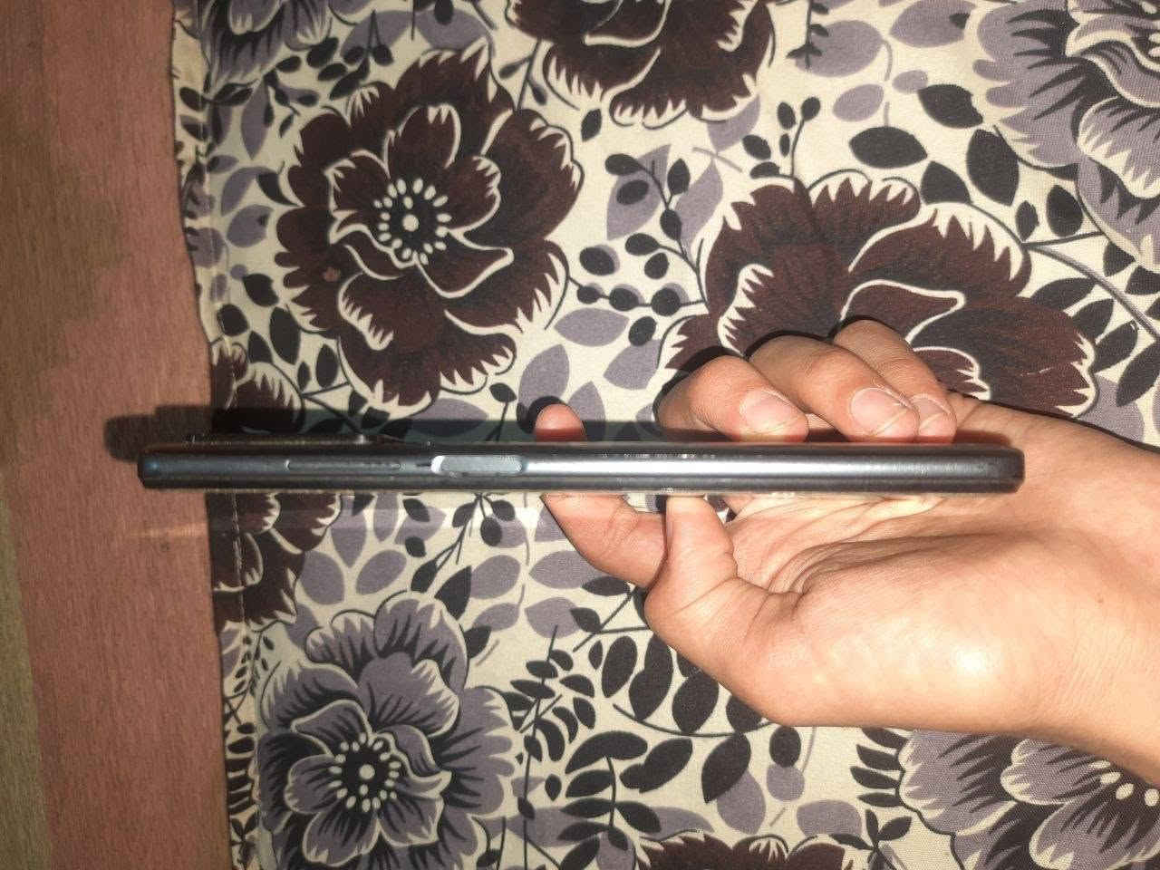 جهاز ريدمي 10 للبيع او مراوس قيم السعر وتعال الجهاز نضيف ذاكره 128 بس فطر زغير بالكامره المكان نجف


**إذا كنت صاحب هذا الإعلان وتريد حذفه لأي سبب، رجاءا أرسل رسالة إلى الدعم الفني**