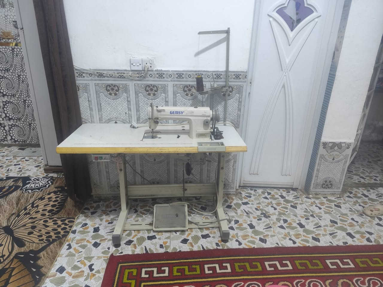 مكينه رجاليه للبيع نضافه فول
***********
