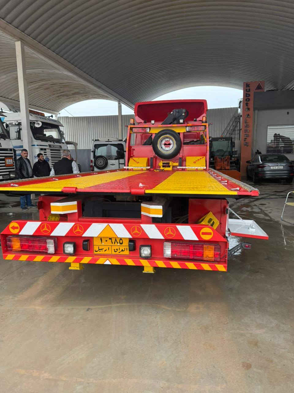 السلام عليكم
اتيكو بودي نزال للبيع مشدود عليها كرين 3 طن موديل 2002 محدث 2007 تبريدها شغال دبل قمارة شرط المكينة والكير والاكسن 6 برغي 4 سلندر كير عادي شرط التحويل
للاستفسار الاتصال على الارقام التالية
***********
***********
