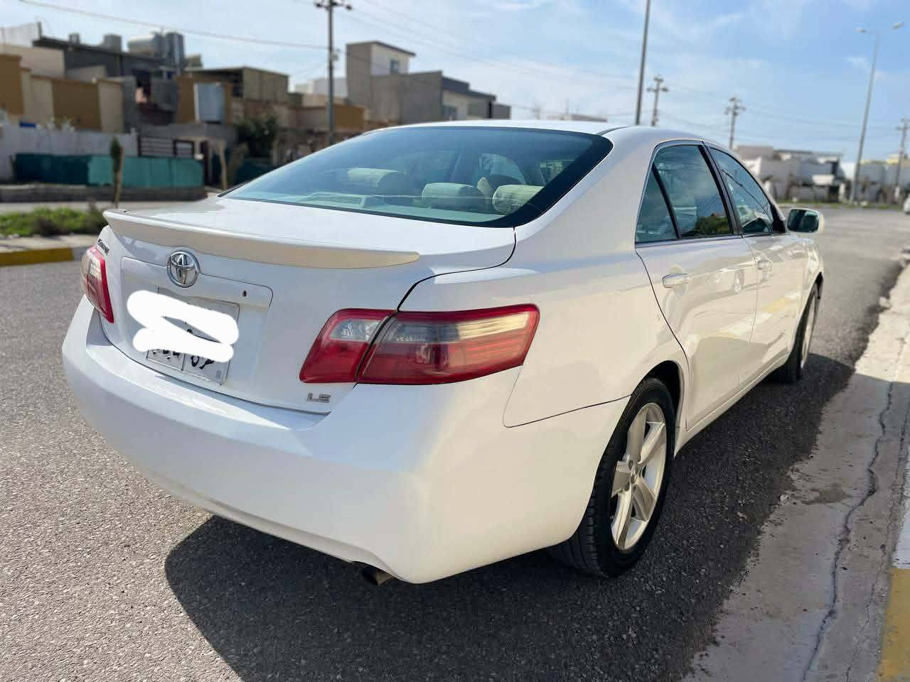 تويوتا كامري LE موديل ٢٠٠٩ للبيع 
ماشية ١٨٠ محرك گیر مامفتوح 
رقم سليمانية 
بيها جملغ خلف السايق صبغ 

***********
*********** كركوك, العراق
