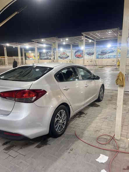 السلام عليكم فورتي 18 امريكي مكينة الفين دوش رقم اربيل بسمي تحويل شوكت متريد 
حادثها 3قطع صبغ وطخات بارد بسيطات مواصفات عادية تحكم ستيرن شاشة أندرويد اني شادها تبريدها يخبل خير من الله السيارة كلشي بيها شغال شغل واطلع 
مكاني البلديات 
     رقم الاتصال***********
رقم الواتساب ***********
