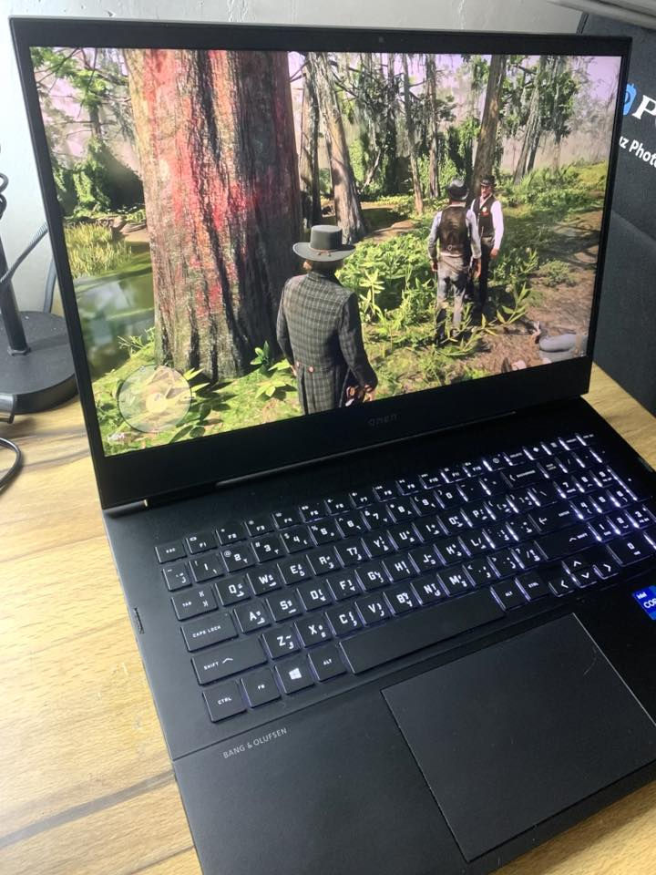 مرحبا شباب
لاب الكيمنك الاحترافي من الشركه العملاقه HP باعلى فئه Omen 
لابتوب نضافه جدا عاليه بدون خل او ملاحضه مضمون بالكامل 
ياتي بعتاد داخلي ممتاز 
شاشه كبيره 16 انش بمعدل تحديث 144 فريم نوع LED الوان نقيه 
معالج من انتل
Core i7-11800H 20Cpu 5.1GHZ BOOSTES 
الجيل الاحد عشر فئه H الثقيله
كرت الشاشه المنفصل تحفه من
RTX 3060-6GB 140w DLSS + rey tracing 
نسخه 140w واط داينمك بوست اداء كامل 
رامات 16GB قابل للتطوير
هارد 512GB M.2 قابل للتطوير و الاضافه 
صوت ستيريو محيطي وبطاريه تستمر ساعتان عمل
لابتوب شرق اوسط عربي اصلي وكاله
اكيد اللاب فول احترافي بكافه الكيمنك و الامور الكرافيكيه الثقيله 
السعر ٩٤٠ الف فقط
بغداد قرب البياع ويوجد 🚚 
تواصل***********
