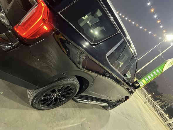 السلام عليكم 
جمسي يوكن 2023 خليجيه وكالة المنصور 
رقم اربيل 
مكفوله كفاله عامه من الصبغ والتبديل والفتح 
فقط بارد بالجاملغ 
فوول عدا البانوراما 
ام الثلاجه 
جنطه كهرباء 
السياره مو العاديه 
الدعاميه الطويله 
وياله دنلي  حجم 22 بلاك  
٣ شاشات 
ماشية ٥٤ الف كيلو 
السياره كلش حلوه وجديده بدون اي نقص  
المكان بغداد 
السعر 480 ورقه يعني ٤ شدات و٨٠ وبيها مجال 
الي تعجبه السياره يجي يشوفها ويشلع عيوني
تلفون ***********
