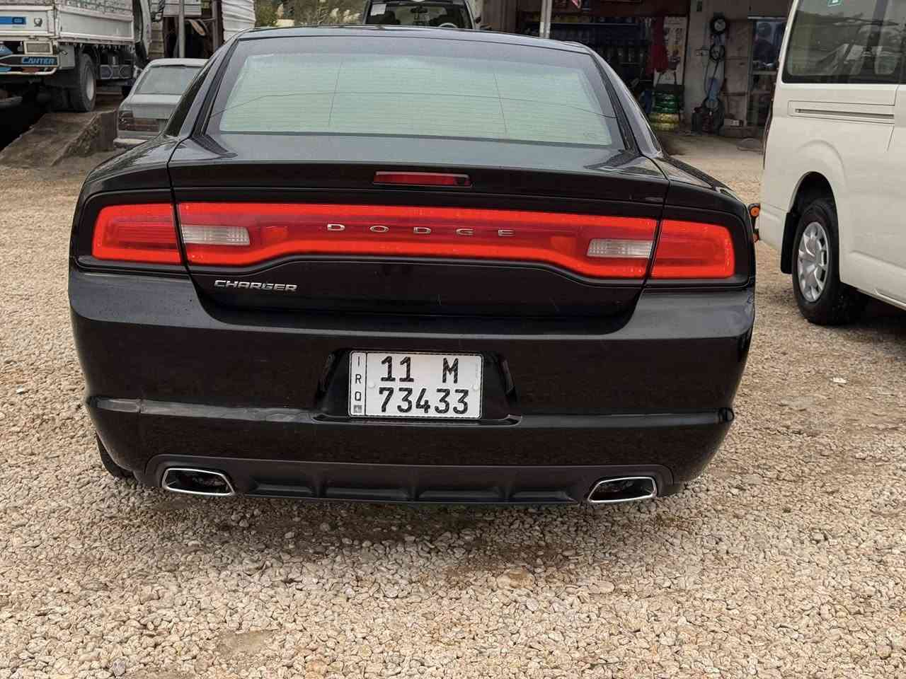 سلام عليكم
تشارجر موديل 14 للبيع بدون ايرباك سياره استخدام شخصي وجاهزه من كلشي وحادثها فقط دعامية وبنيد نفسه مصبوغ موجود بالصوره 
السعر 170 وبي مجال ***********
